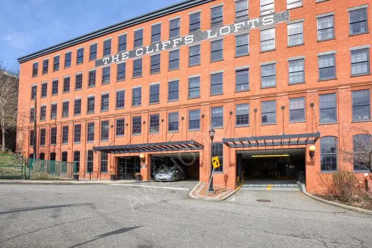 紐約租房The Cliffs Lofts 785
