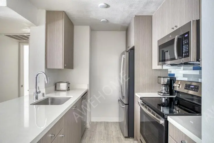 洛杉矶租房Ava Toluca Hills 787