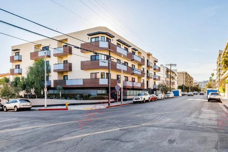 LosAngeles RentalsHawthorn Ave 1013810P