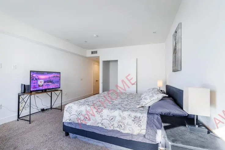 LosAngeles RentalsHawthorn Ave 1013810P