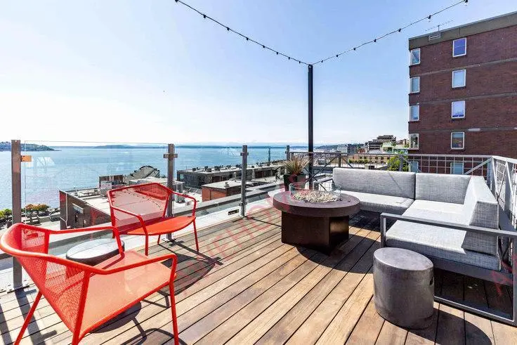 Seattle RentalsPost Alley Court 202