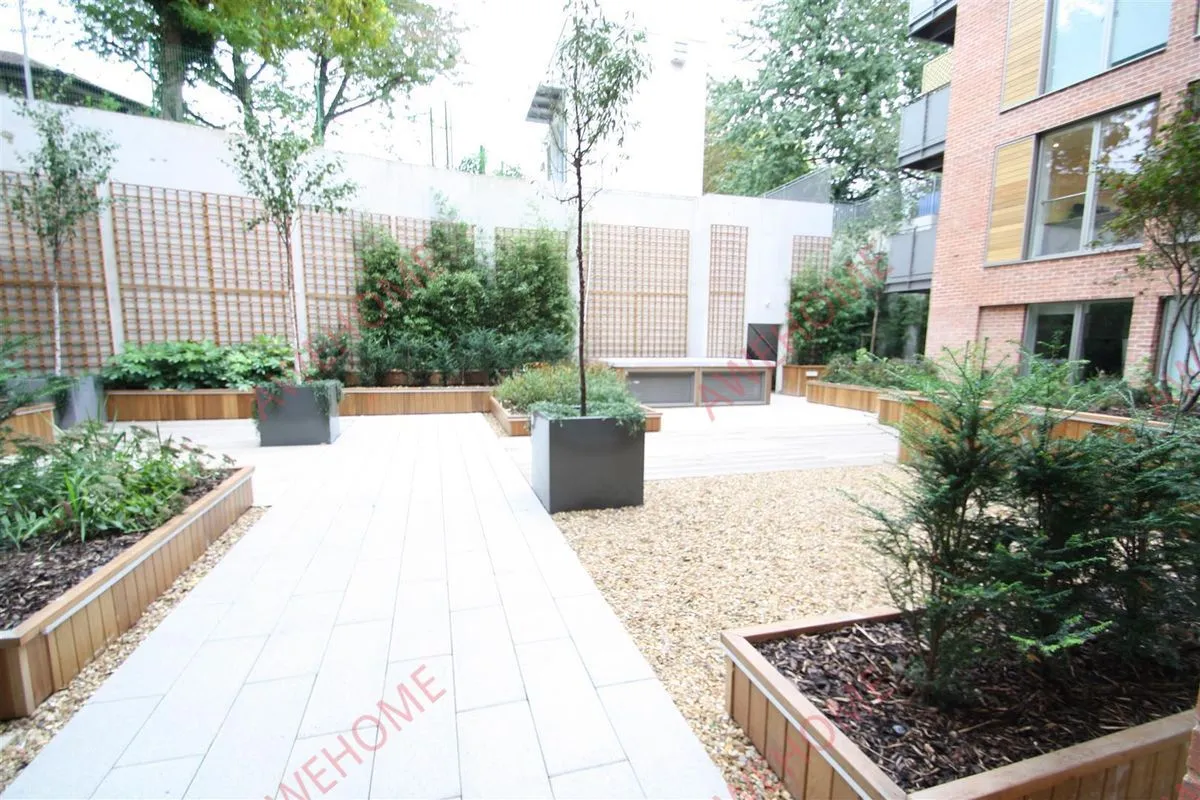 倫敦租房Beaufort Court 3B