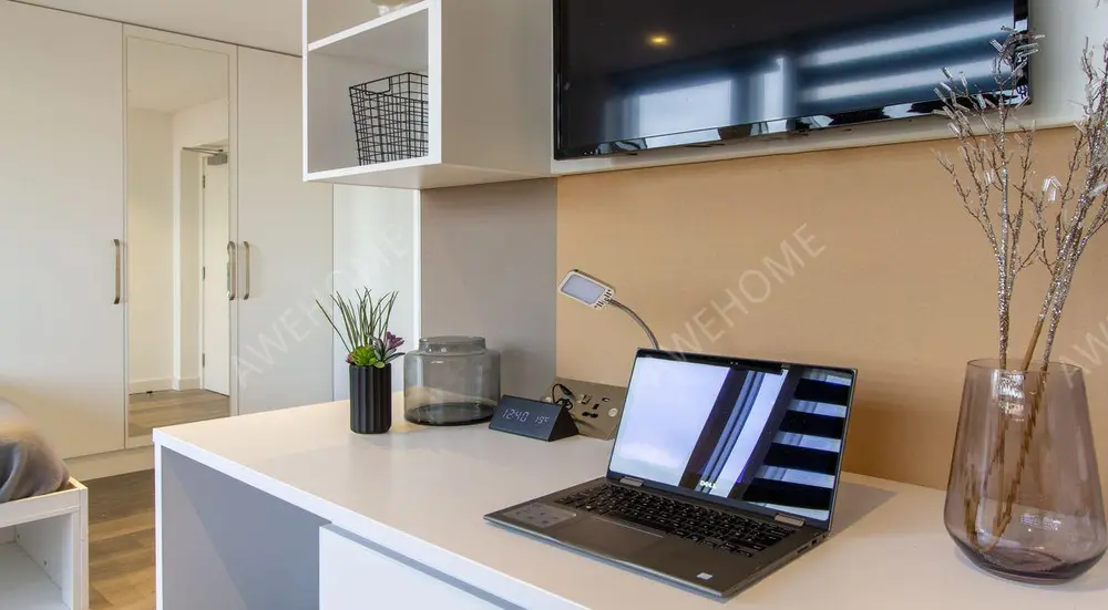 Nottingham RentalsMiura