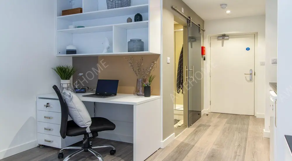 Nottingham RentalsMiura