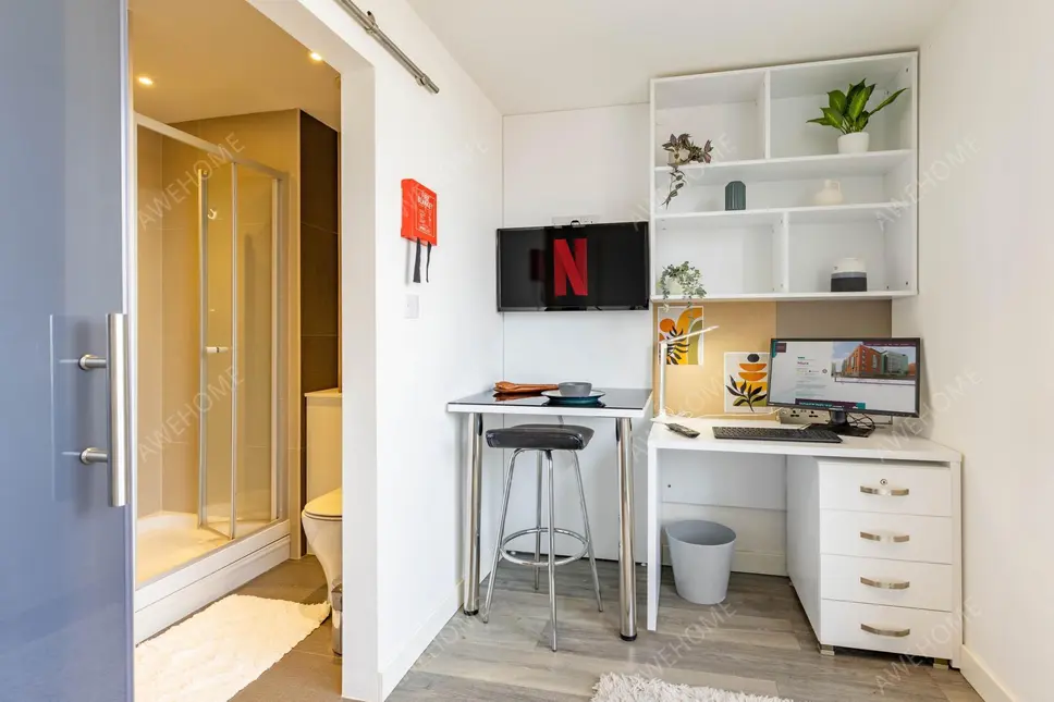 Nottingham RentalsMiura