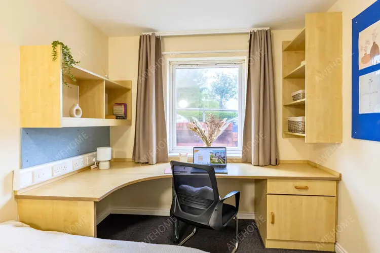 PrestonStudy Overseas Accommodation Booking