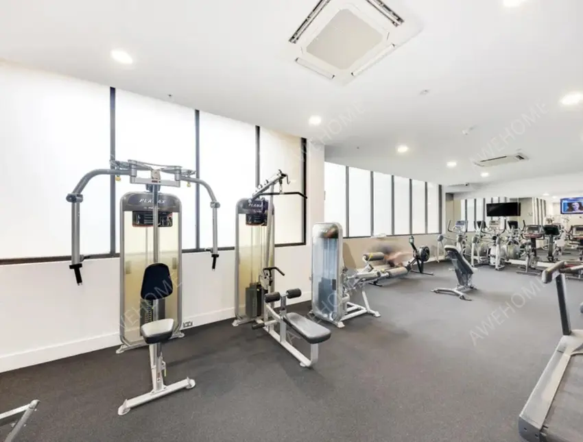 Sydney Rentals336-885 South Dowling Street waterloo