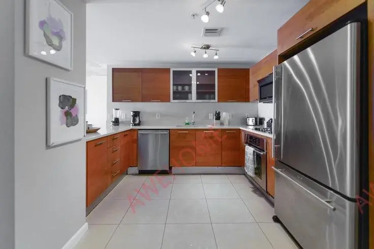 Miami RentalsNortheast 1st Avenue 3250 1022230P