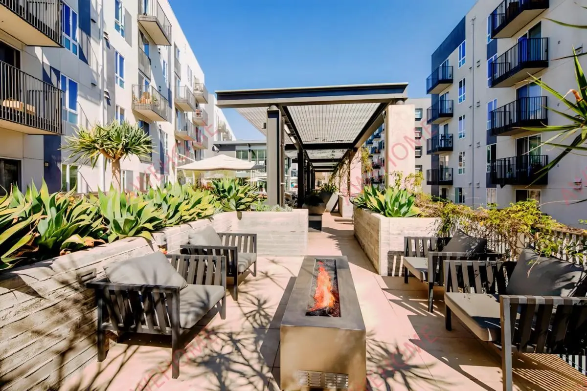 洛杉磯租房Aliso Apartments