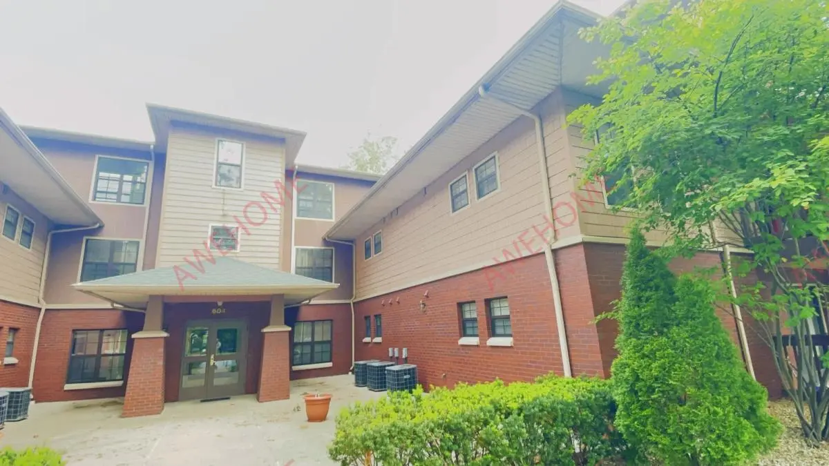 厄巴納租房Smith Apartments @ 604 W Stoughton