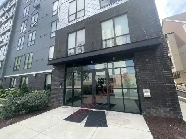 香檳租房303 E Chalmers Champaign
