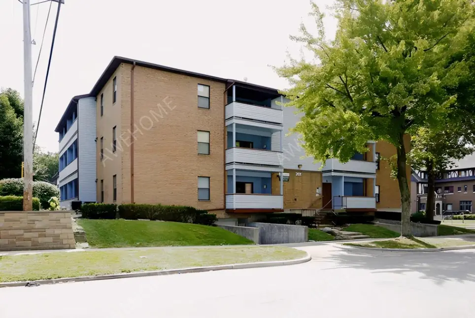 香檳租房Smith Apartments @ 201 East Armory