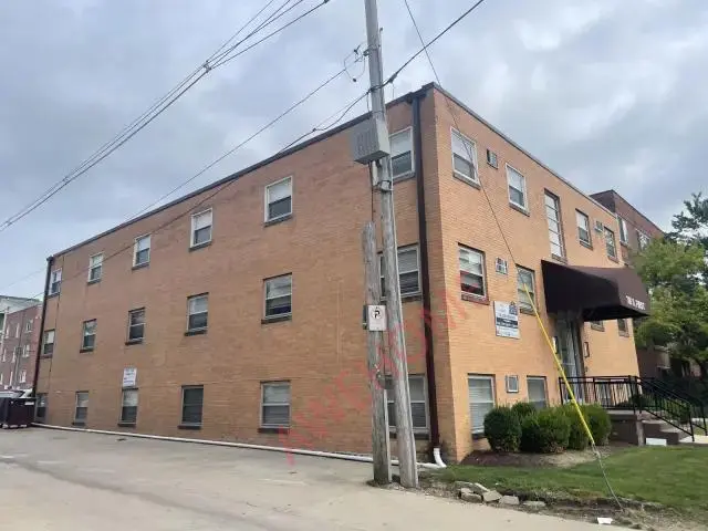 香檳租房706 S First, Champaign