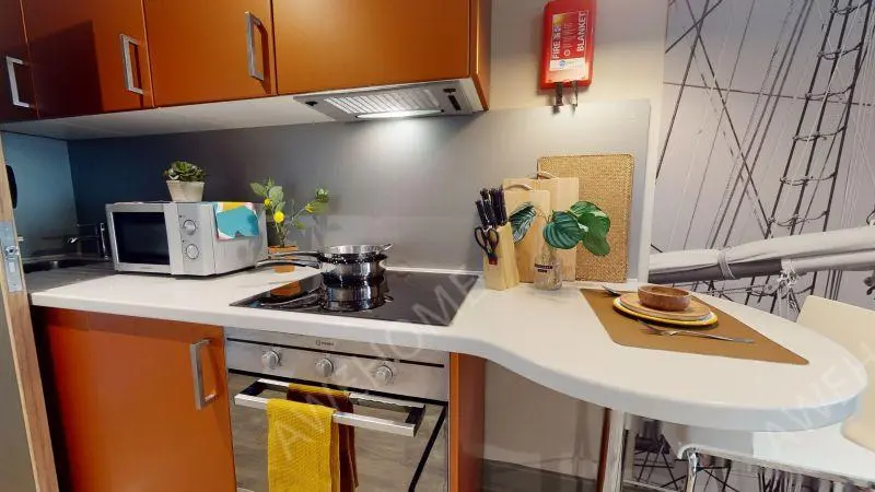 Bristol RentalsIQ Water Lane House