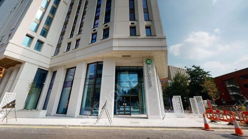 利茲租房iQ Altus House