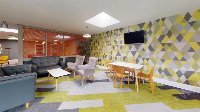 諾丁漢租房IQ Newtown House