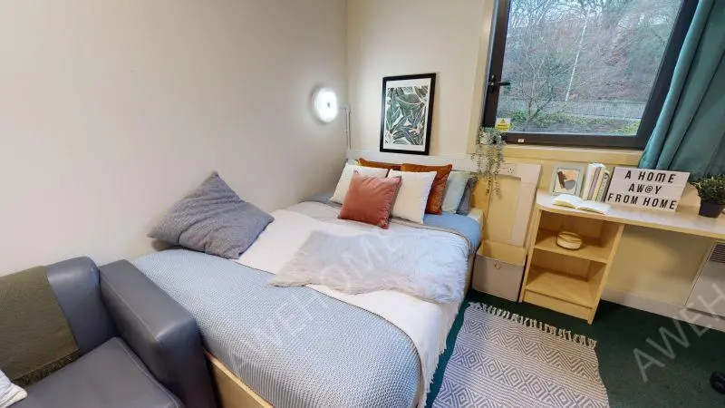 鄧迪租房iQ Parker House