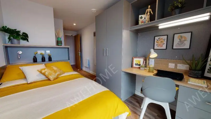 利茲租房iQ Altus House