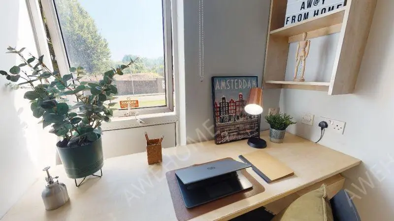 伍爾弗漢普頓租房iQ Fiveways House