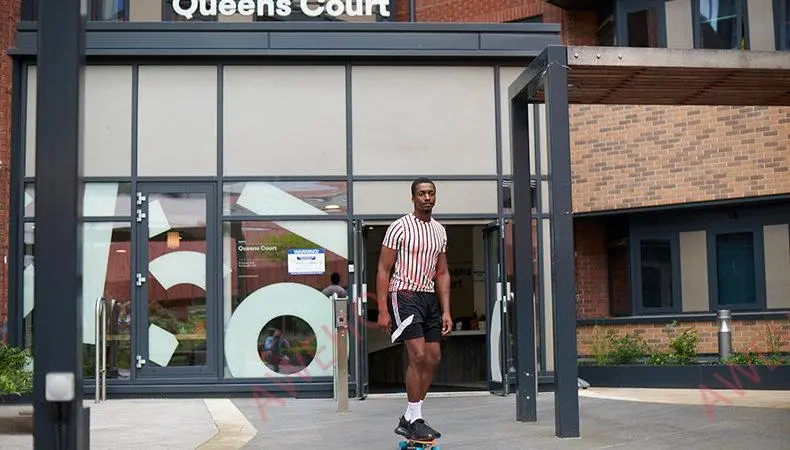 雷丁租房Queens Court