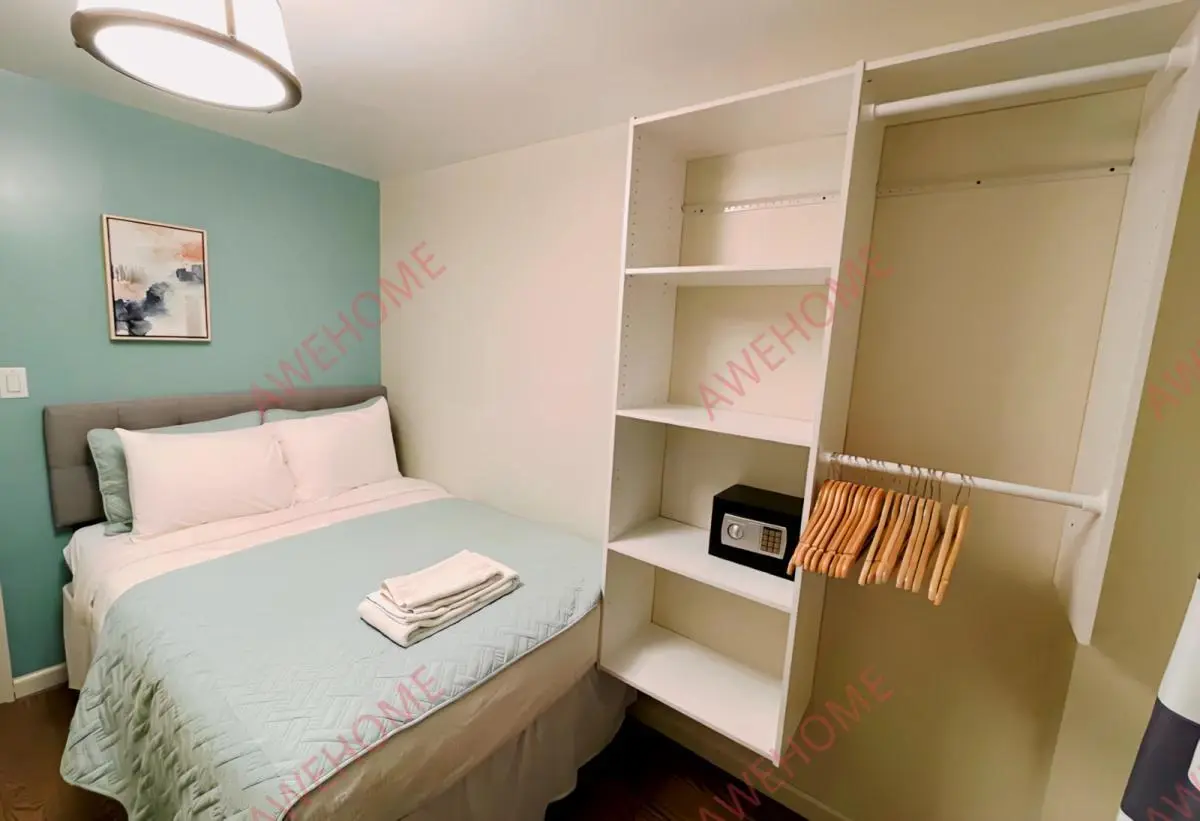 紐約租房35 East 7th Street