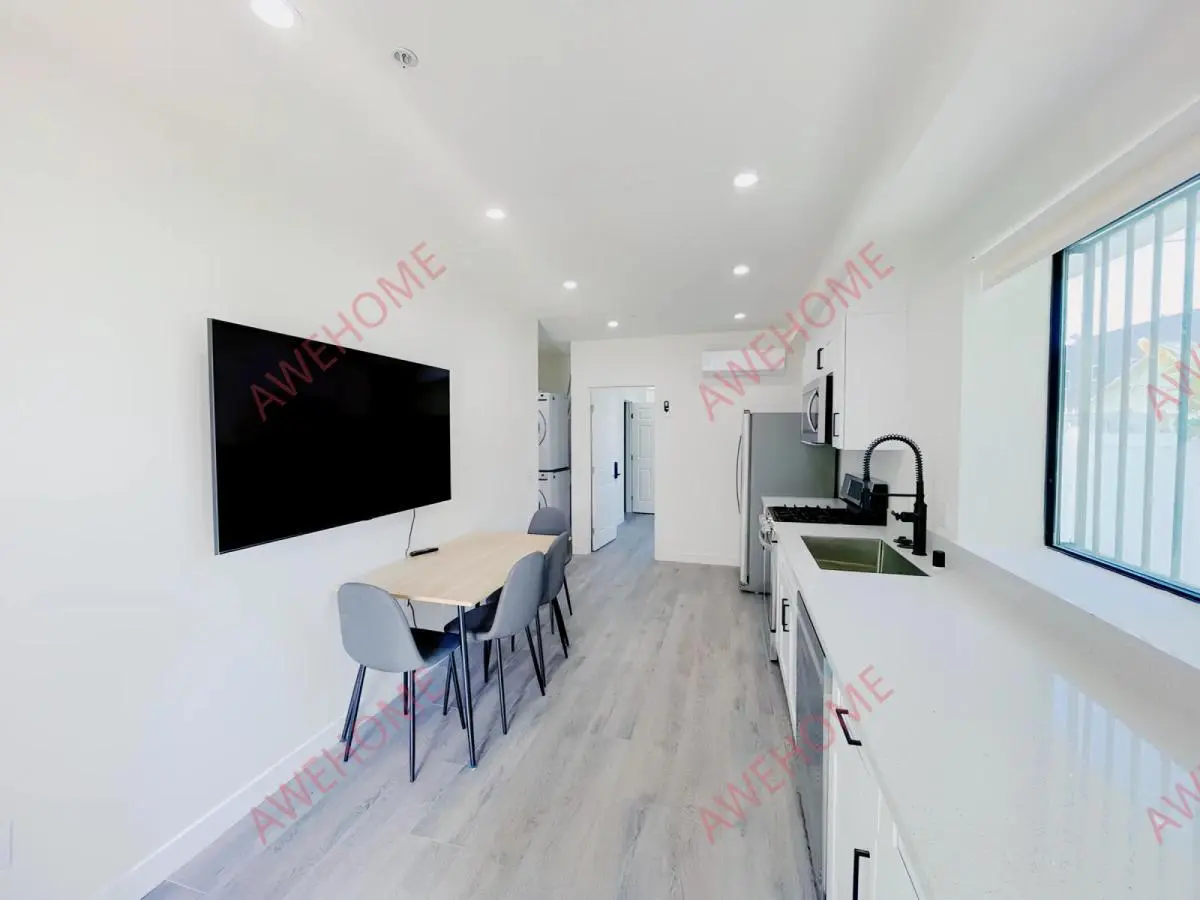 洛杉磯租房3100 S Normandie Ave