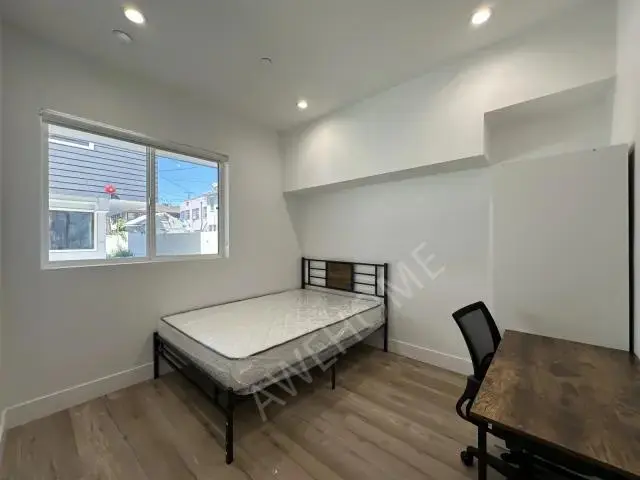 洛杉磯租房2909 Kenwood Ave