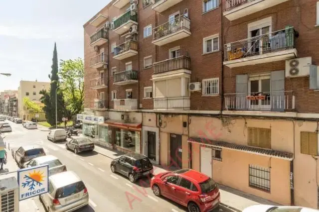 馬德里租房apartment in Comillas (Latina)