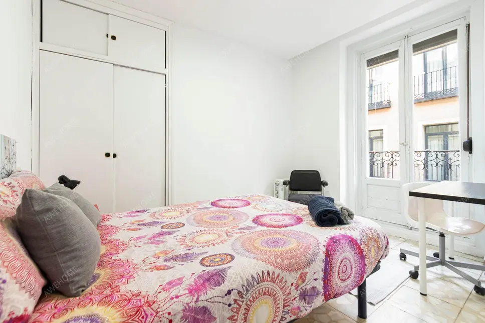 馬德里租房apartment in Huertas   Cortes (Centro)