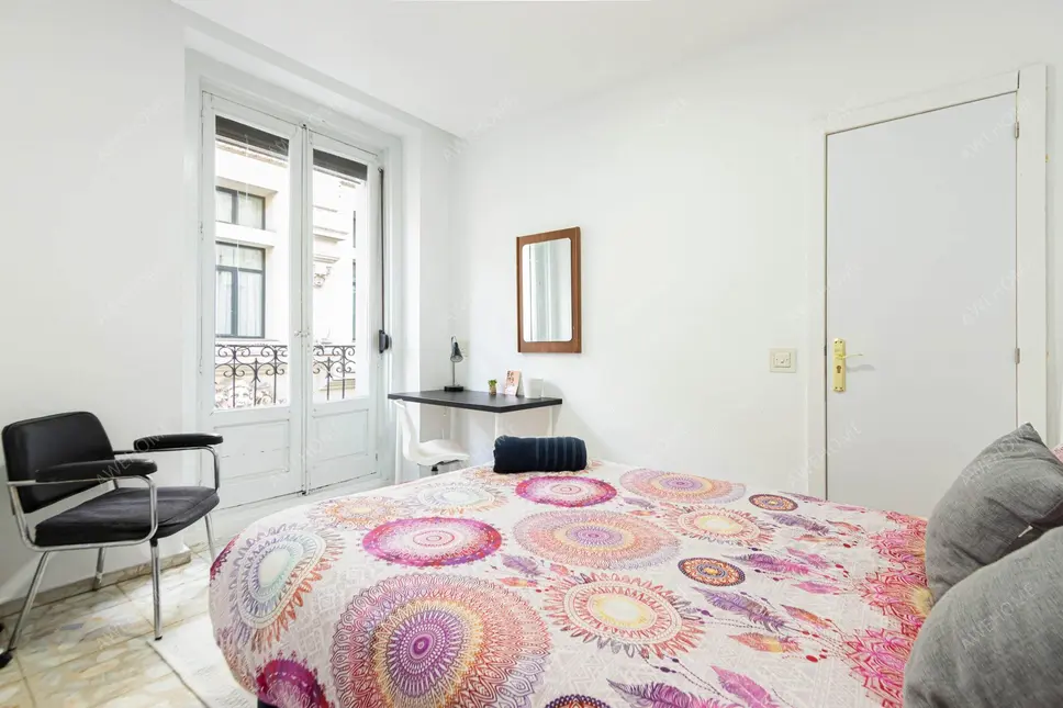 馬德里租房apartment in Huertas   Cortes (Centro)