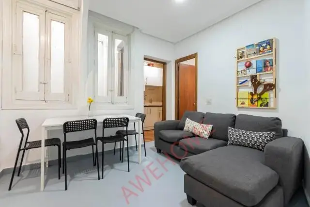 馬德里租房apartment in Huertas   Cortes (Centro)