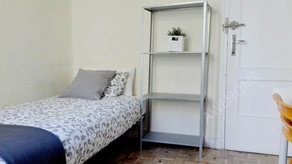 馬德里租房apartment in Arapiles (Chamberi)