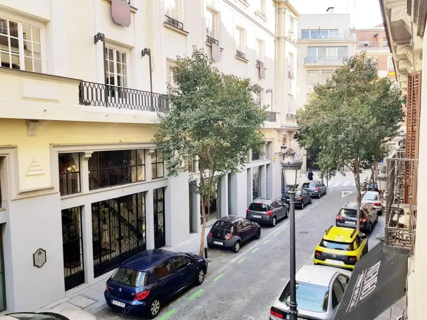 馬德里租房apartment in Huertas   Cortes (Centro)