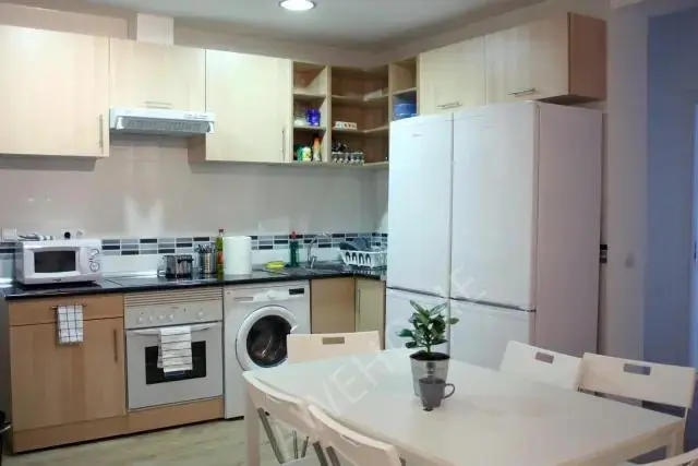 馬德里租房apartment in Huertas   Cortes (Centro)