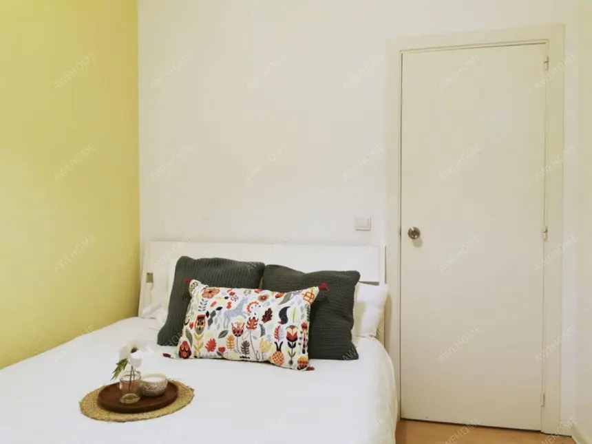 馬德里租房apartment in Huertas   Cortes (Centro)