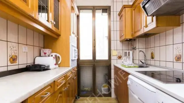 馬德里租房apartment in Arapiles (Chamberi)