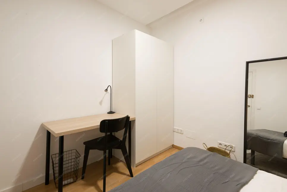 馬德里租房apartment in Huertas   Cortes (Centro)