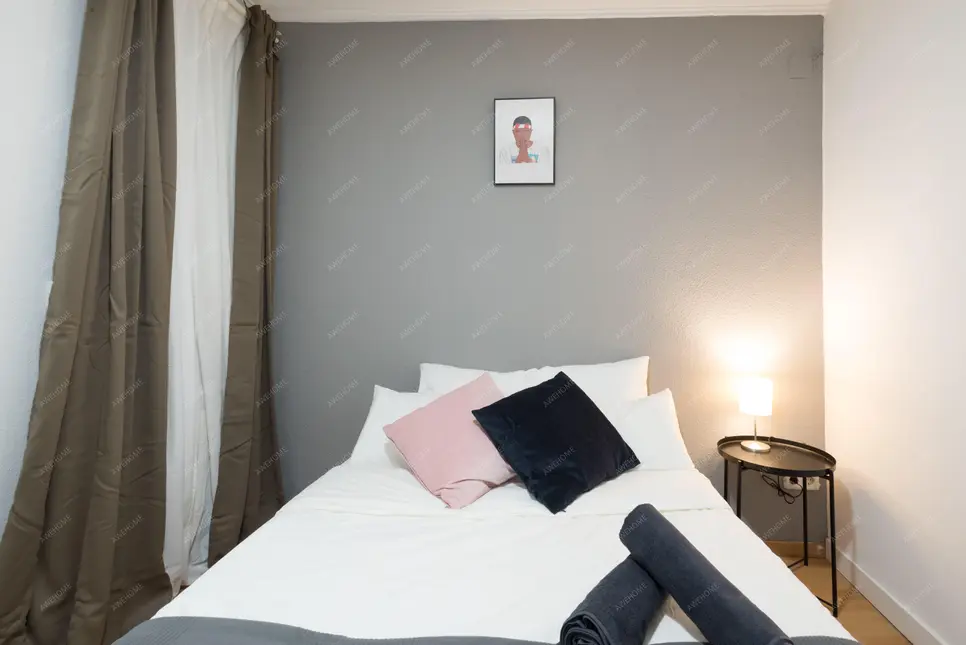 馬德里租房apartment in Huertas   Cortes (Centro)