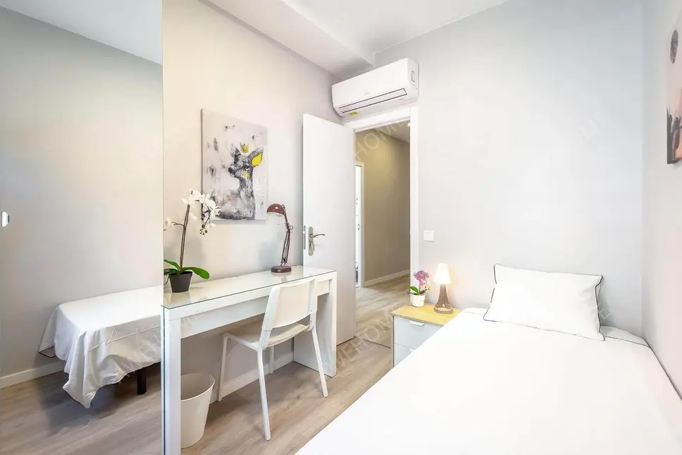 馬德里租房apartment in Numancia (Puerta de Vallecas)