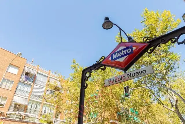馬德里租房studio in Pueblo Nuevo (Ciudad Lineal)