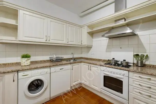 馬德里租房apartment in Jeronimos (Retiro)