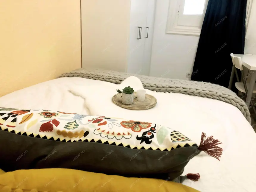 馬德里租房apartment in Huertas   Cortes (Centro)
