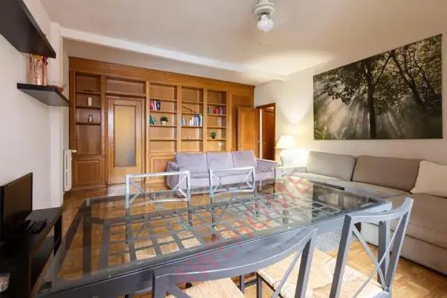 馬德里租房apartment near Calle Rafael Herrera