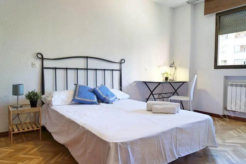馬德里租房apartment near Calle Isla Malaita