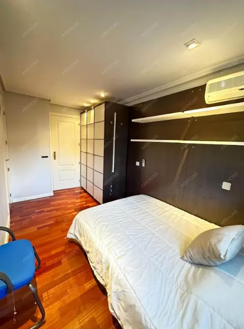 馬德里租房apartment in Comillas (Latina)