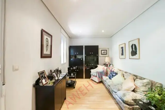 馬德里租房apartment in Arapiles (Chamberi)