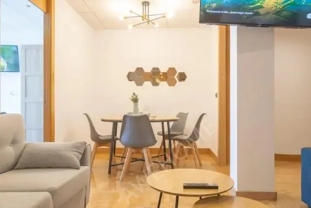 馬德里租房apartment in Cuatro Caminos (Tetuan)