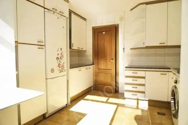 馬德里租房apartment near Calle Isla Malaita