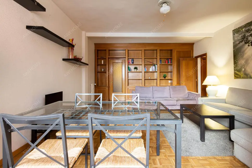 馬德里租房apartment near Calle Rafael Herrera
