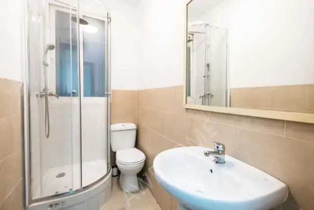 馬德里租房apartment in Huertas   Cortes (Centro)